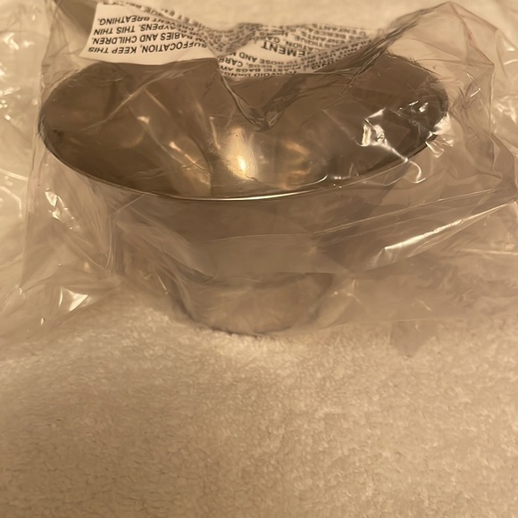 NEW Elegance Stainless steel hammered bowl with spoon. Approx. 11.4x11.4x7.6 cm. - Picture 7 of 9